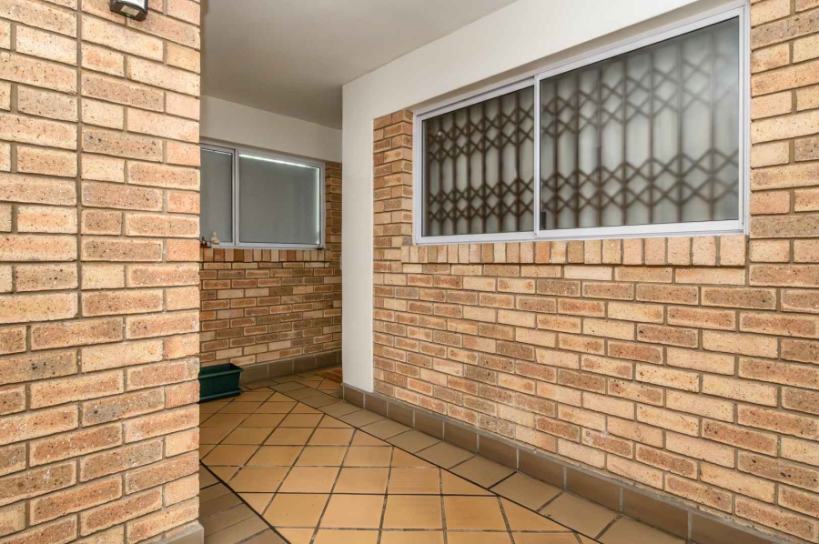 2 Bedroom Property for Sale in Humewood Eastern Cape